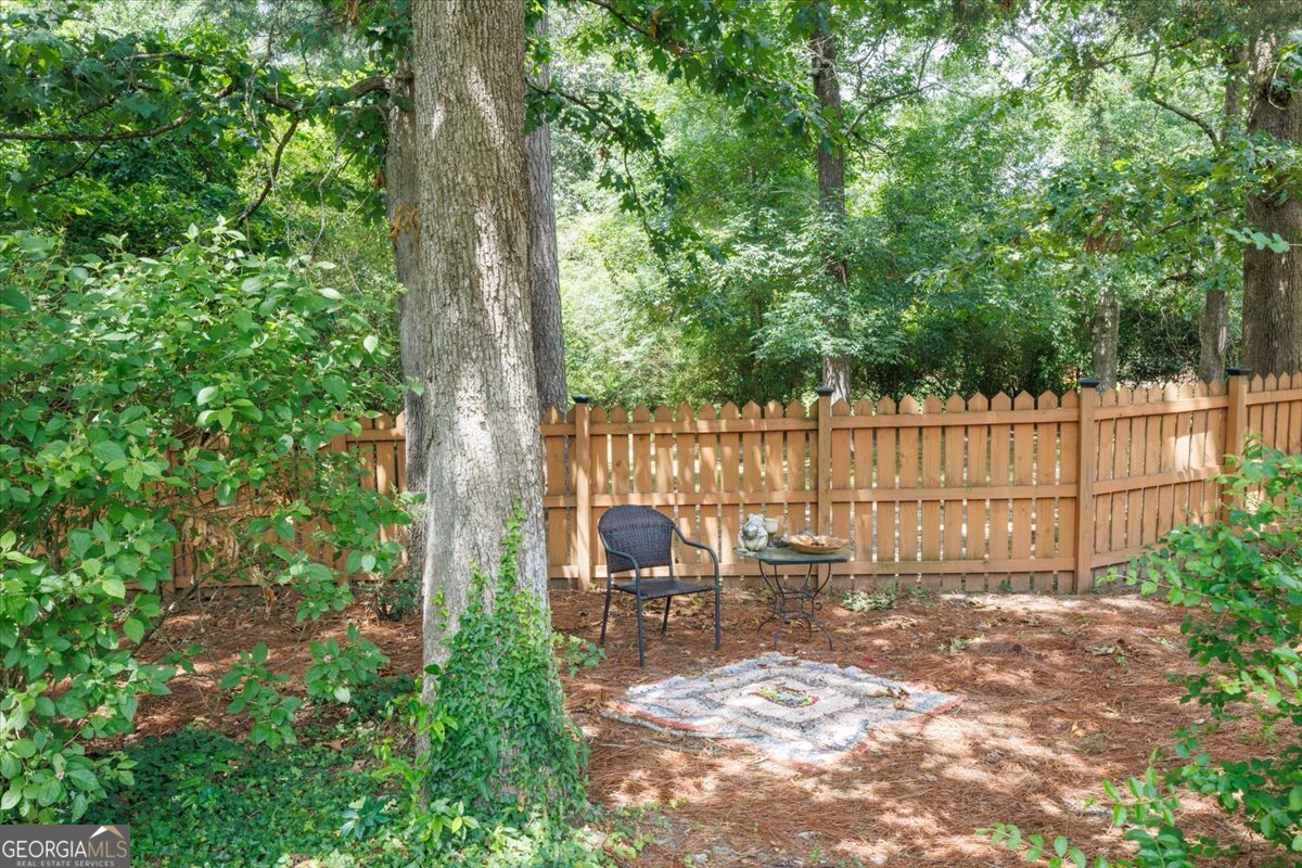 210 Oberon Place S Property Photo 29