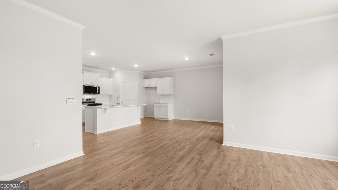 4092 Peregrine Way Property Photo 18