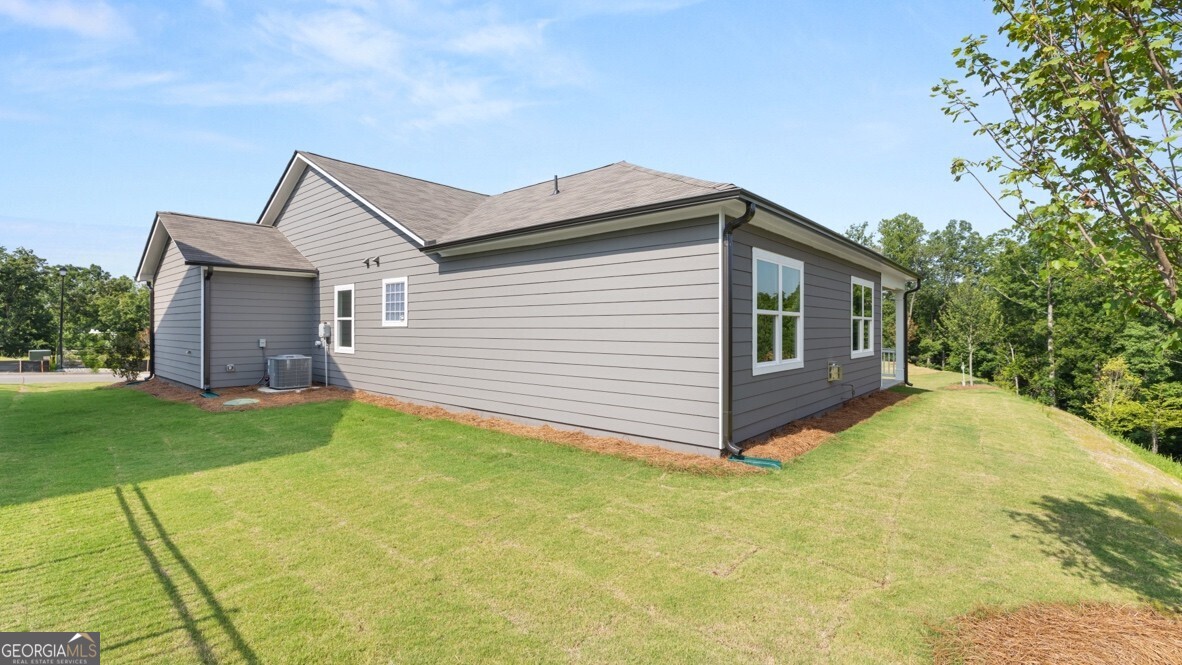 4092 Peregrine Way Property Photo 33