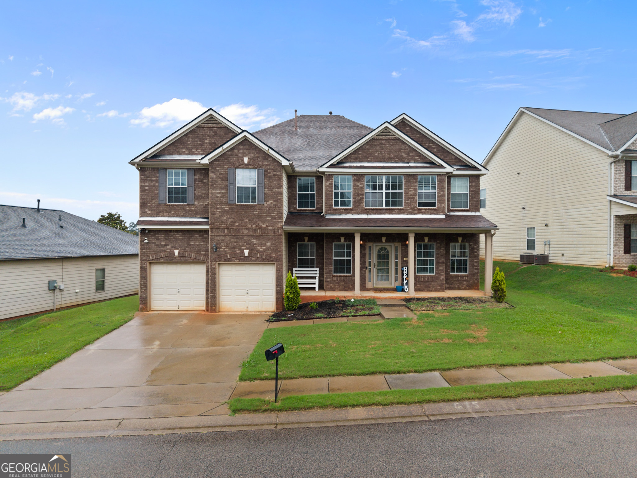 2365 Cornell Circle Property Photo 2