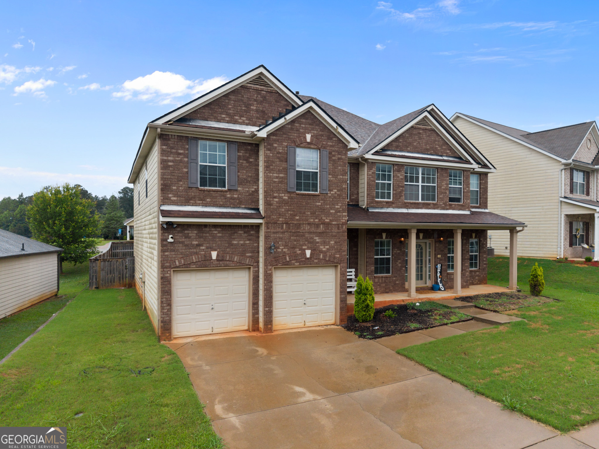 2365 Cornell Circle Property Photo 3