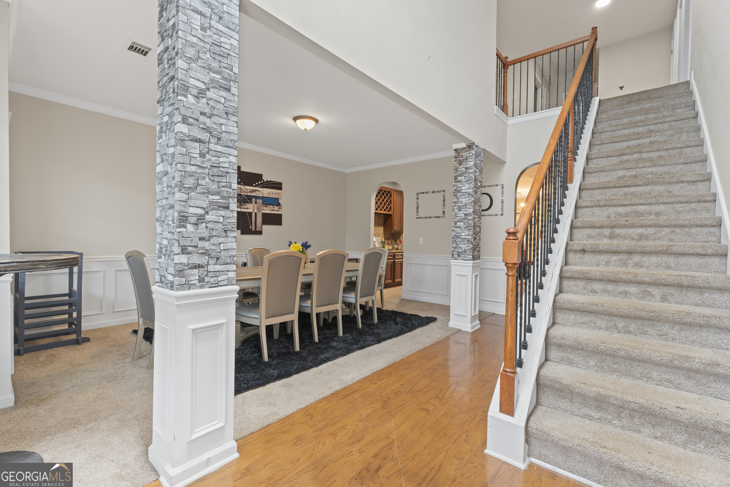 2365 Cornell Circle Property Photo 6