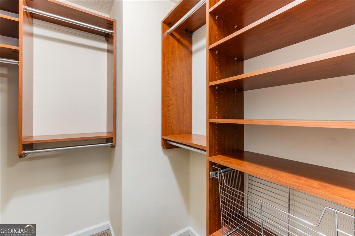 3140 Seven Pines Court # 102 Property Photo 14