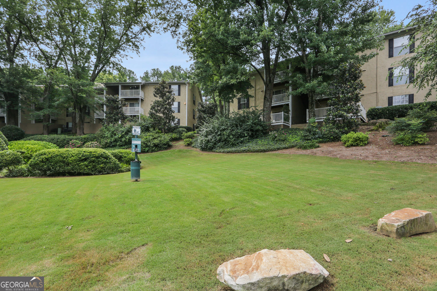3140 Seven Pines Court # 102 Property Photo 23