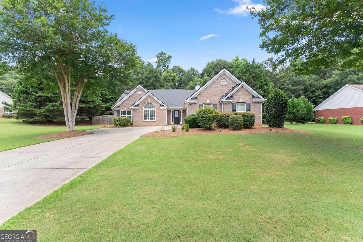 198 Blue Grass Drive Property Photo 1