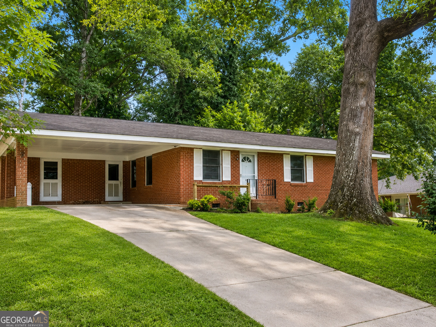 3543 Meadowview Court Property Photo 2