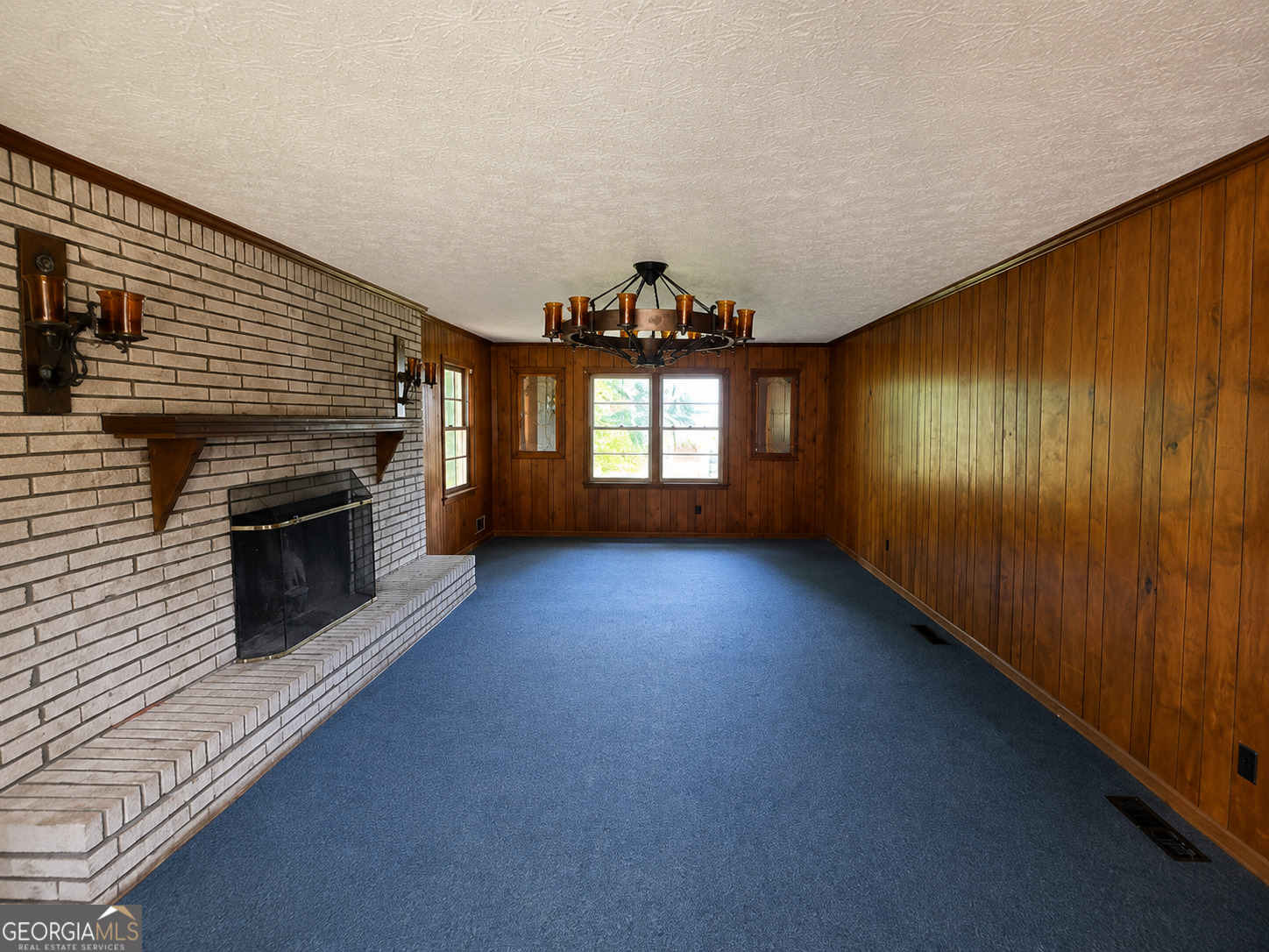 3543 Meadowview Court Property Photo 7
