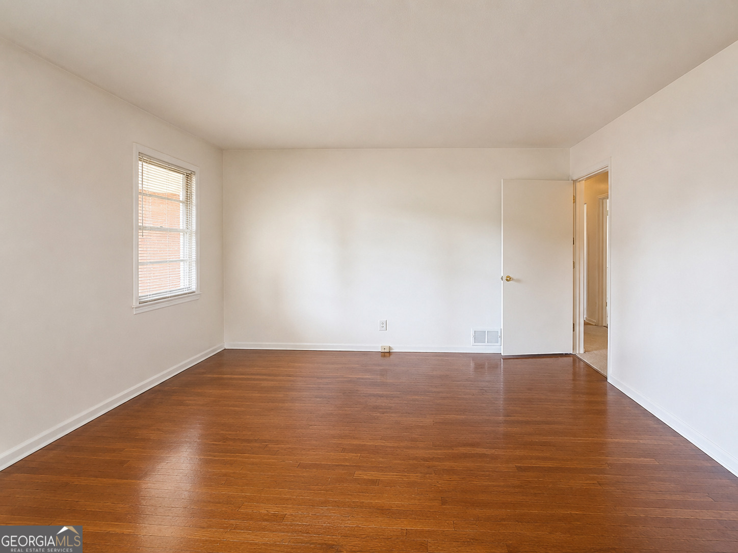 3543 Meadowview Court Property Photo 9