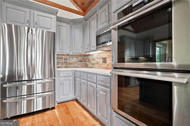 861 Summit Drive Property Photo 13