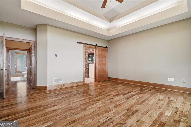 861 Summit Drive Property Photo 22