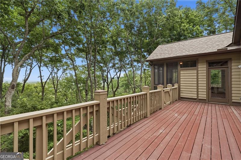 861 Summit Drive Property Photo 37