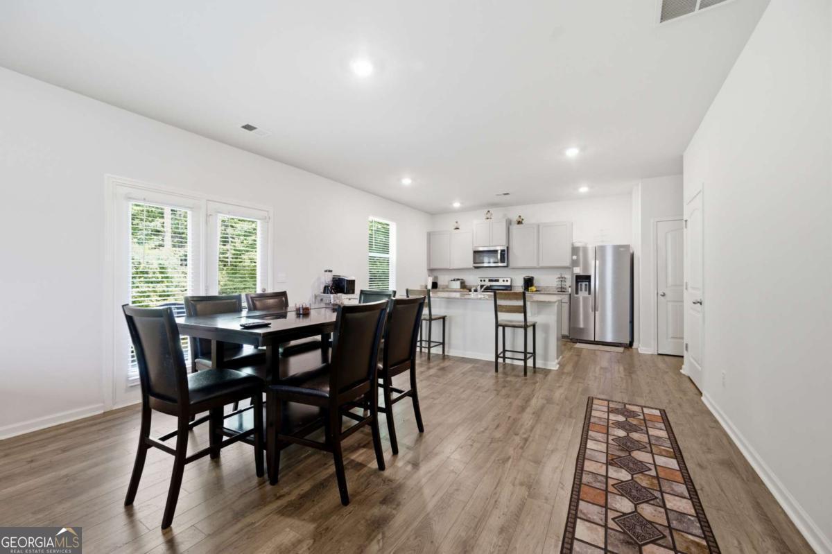 5387 Coldstream Drive Property Photo 8