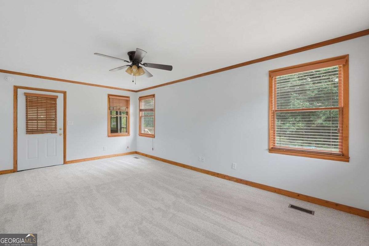 3283 Meadowview Lane Sw Property Photo 17