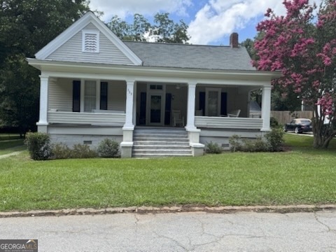 303 Pine Street Property Photo 1