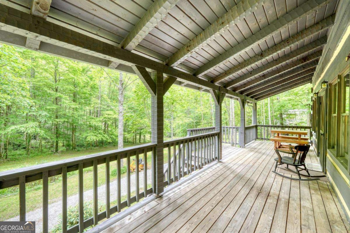 180 Dream Catcher Cove Property Photo 15