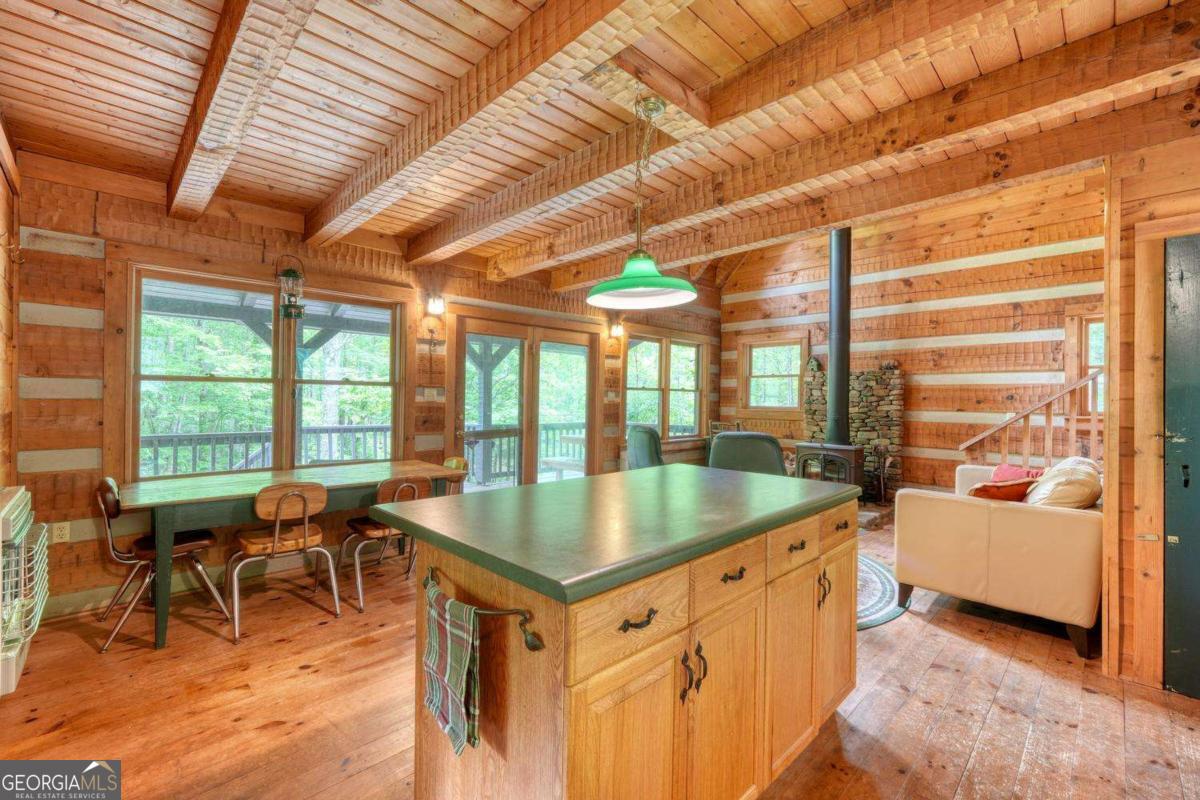 180 Dream Catcher Cove Property Photo 27