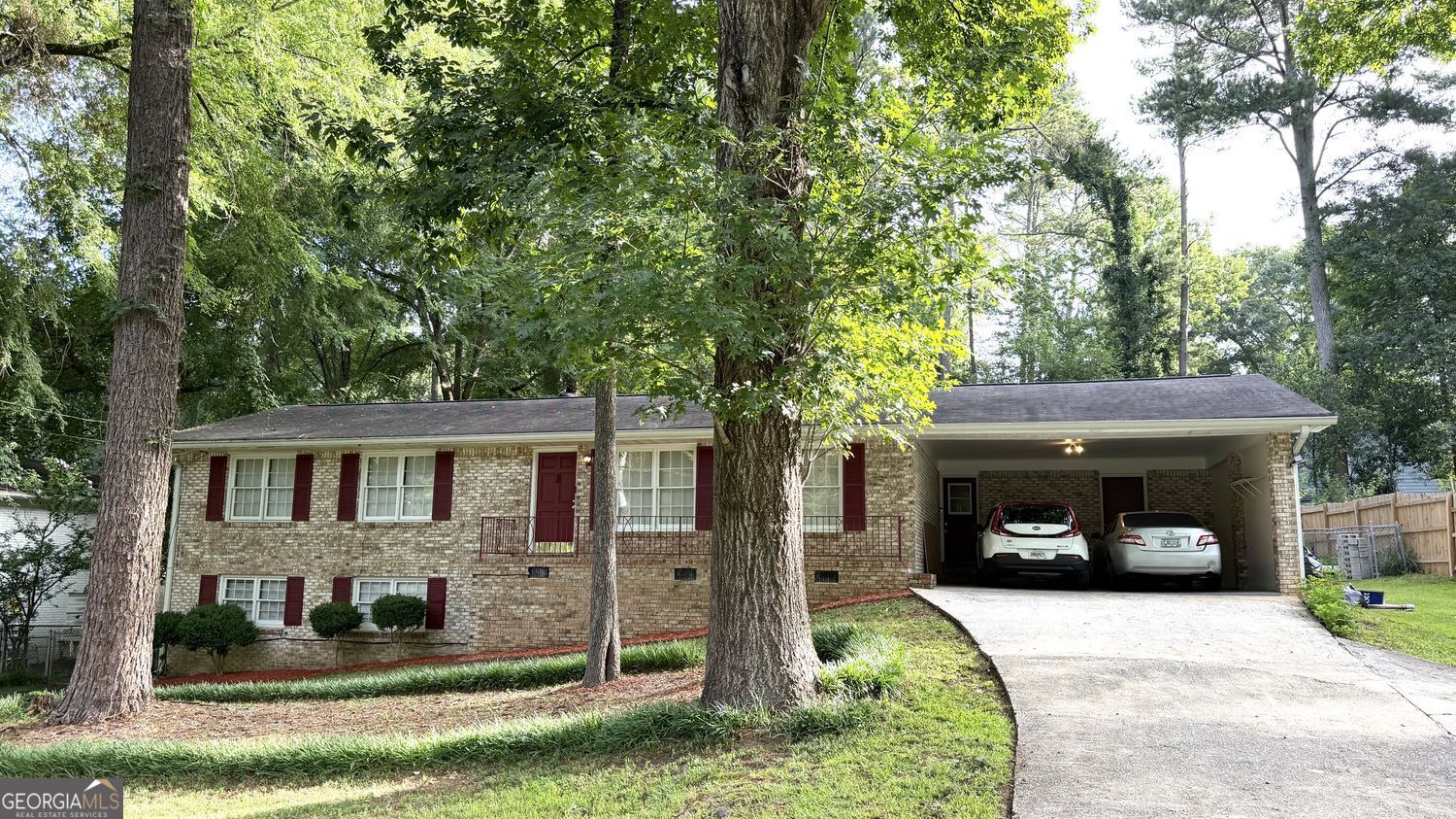 866 Killian Hill Road Sw Property Photo 1