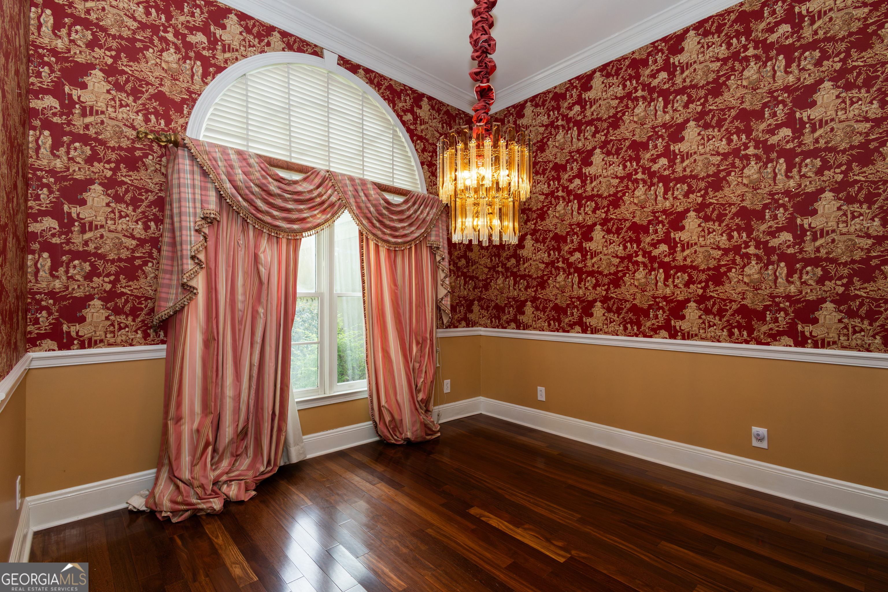 530 Brookside Drive Property Photo 7