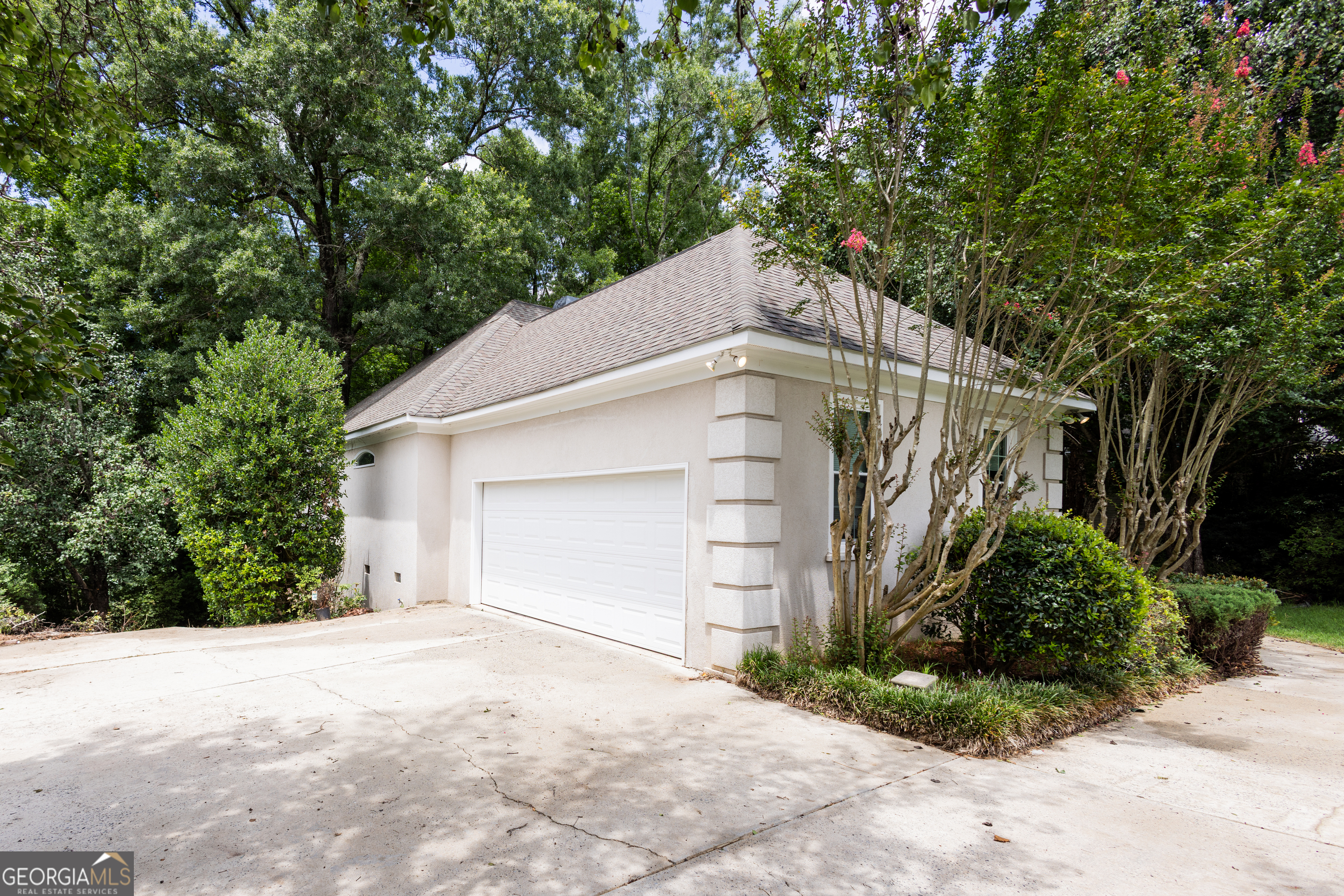 530 Brookside Drive Property Photo 23