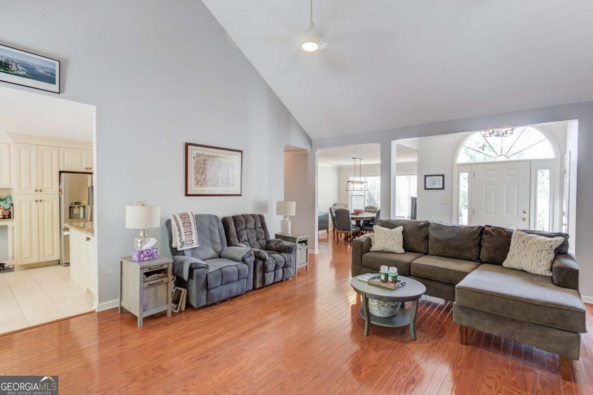 3314 Banks Mountain Drive Property Photo 9