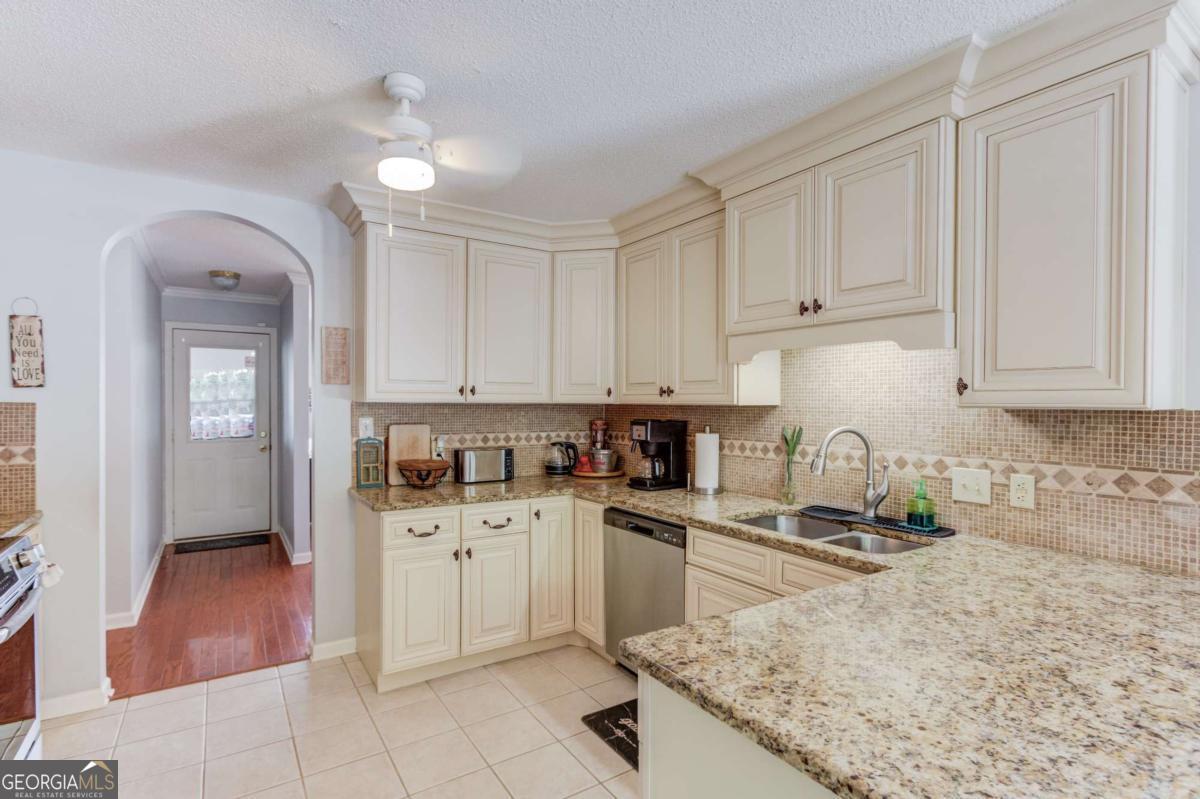 3314 Banks Mountain Drive Property Photo 15