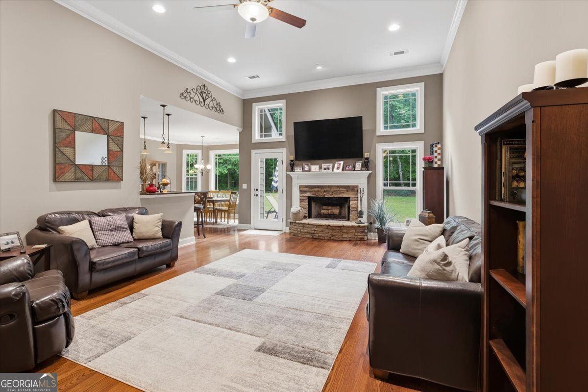 2930 Athens Highway Property Photo 4