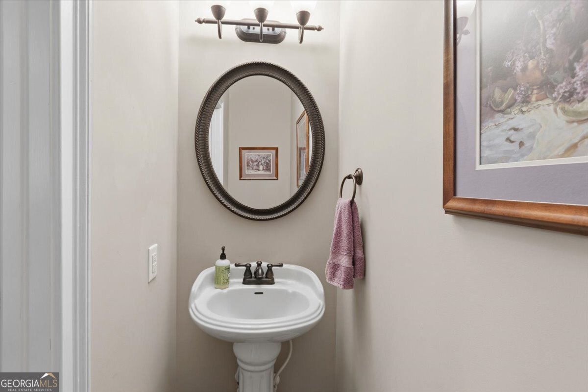 2930 Athens Highway Property Photo 8