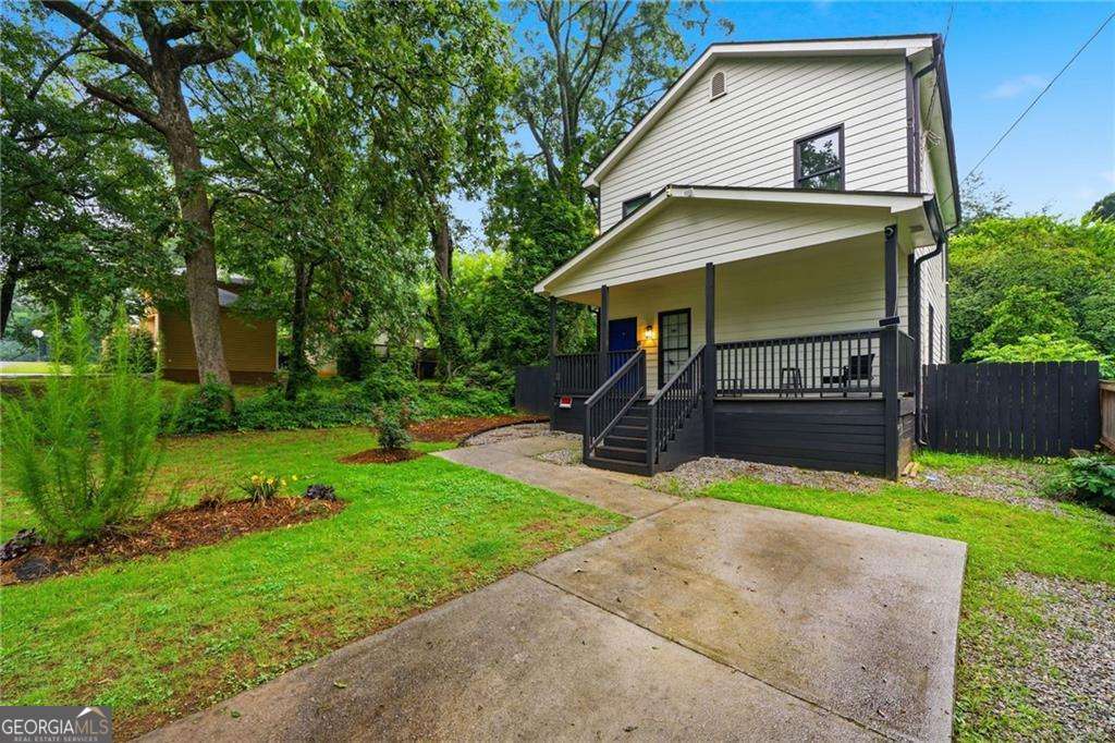 1806 Charleston Avenue Se Property Photo 4