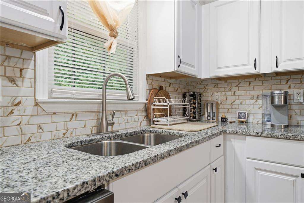 1806 Charleston Avenue Se Property Photo 22