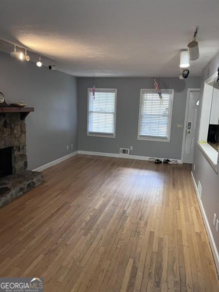5585 Browns Bridge Road Property Photo 10