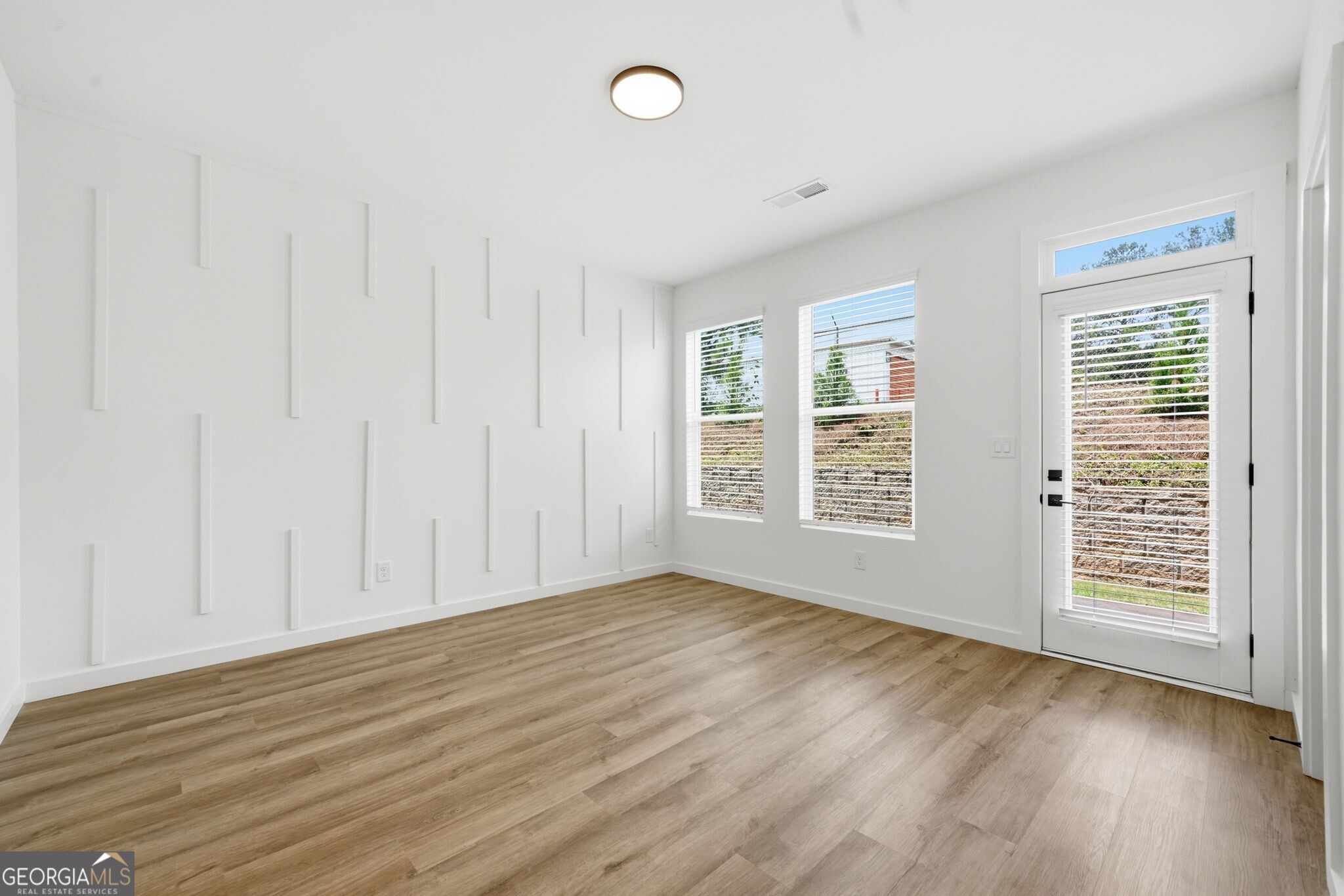 1066 Glen Opal Drive Property Photo 12