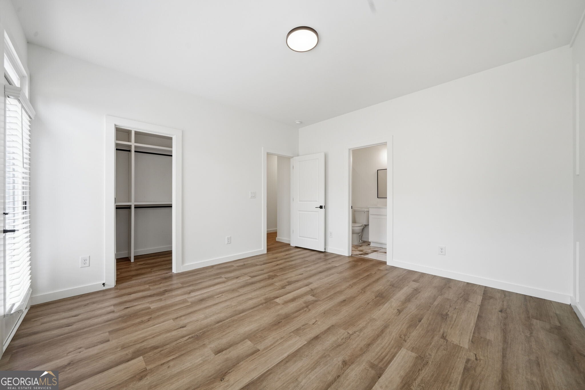 1066 Glen Opal Drive Property Photo 13