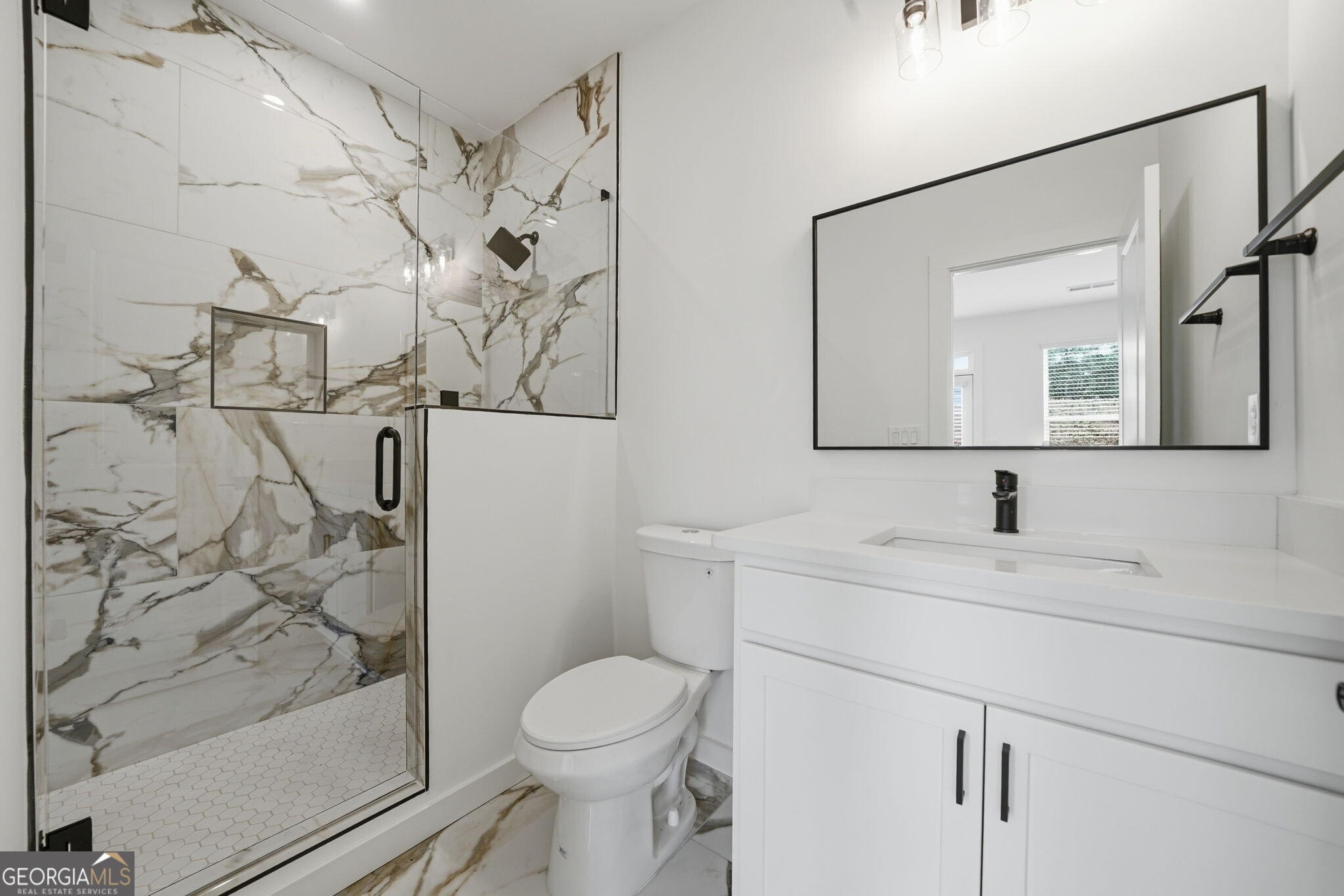 1066 Glen Opal Drive Property Photo 14