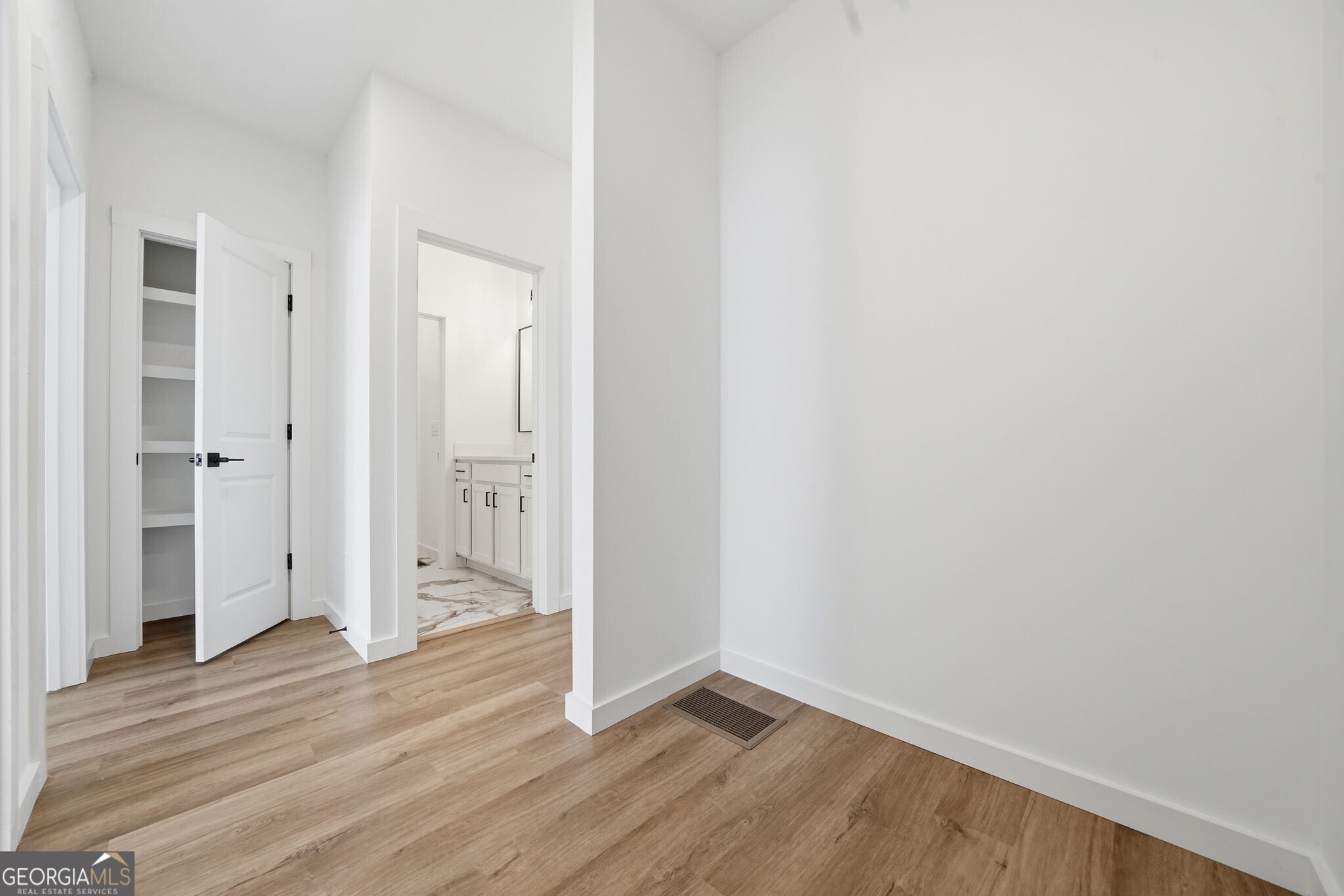 1066 Glen Opal Drive Property Photo 39