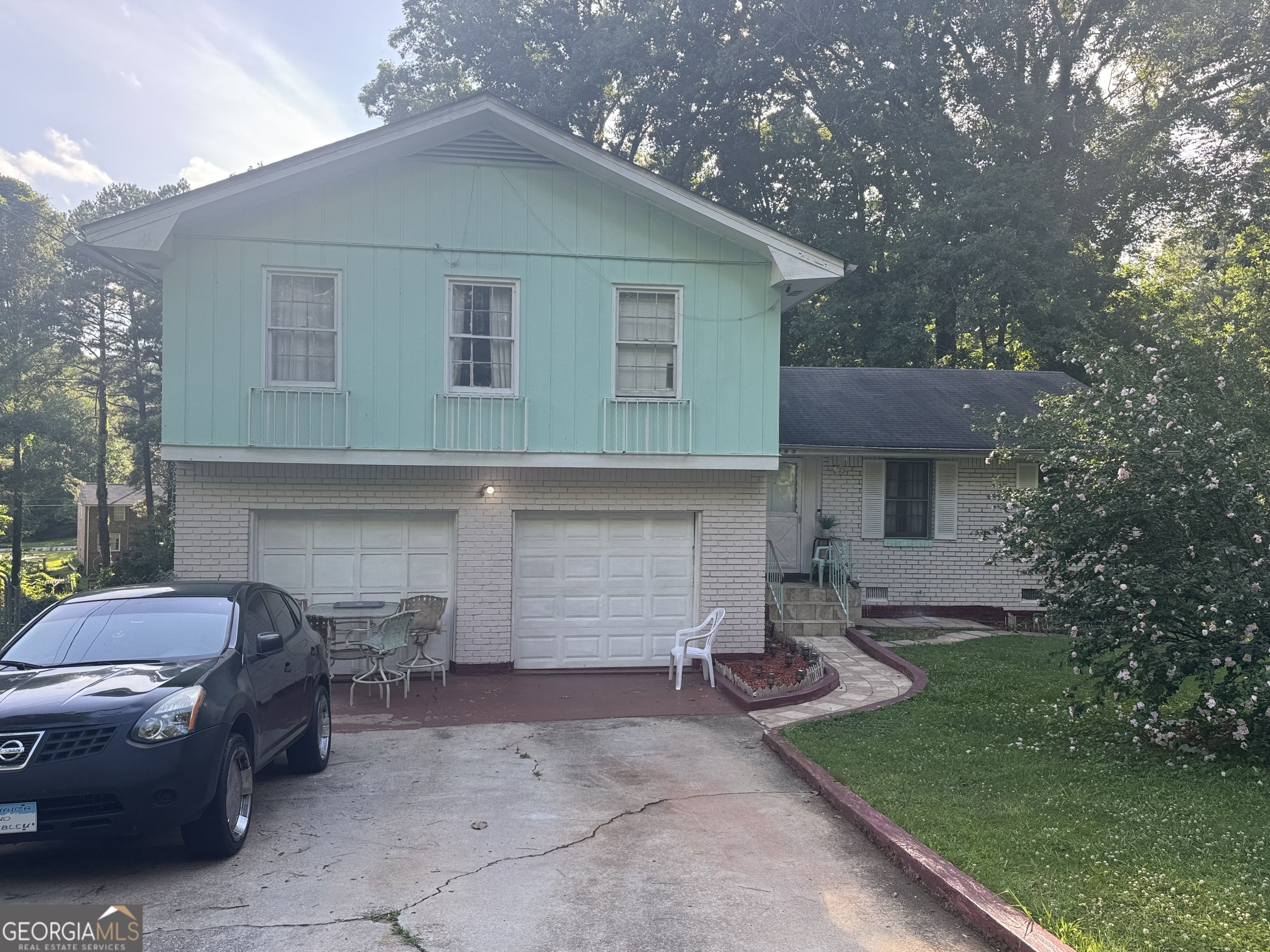 365 Shelton Woods Court