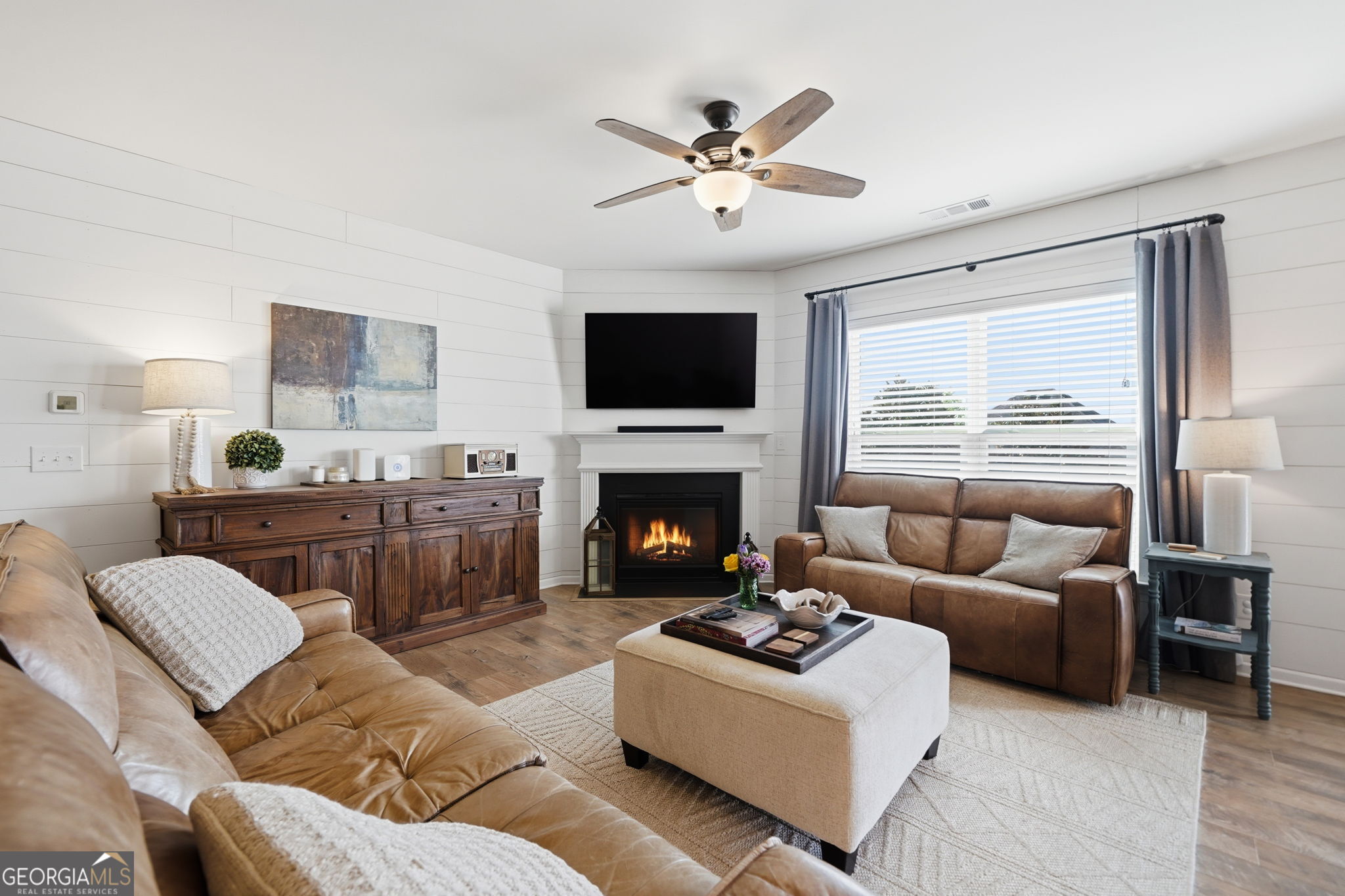 416 Timberleaf Road Property Photo 14