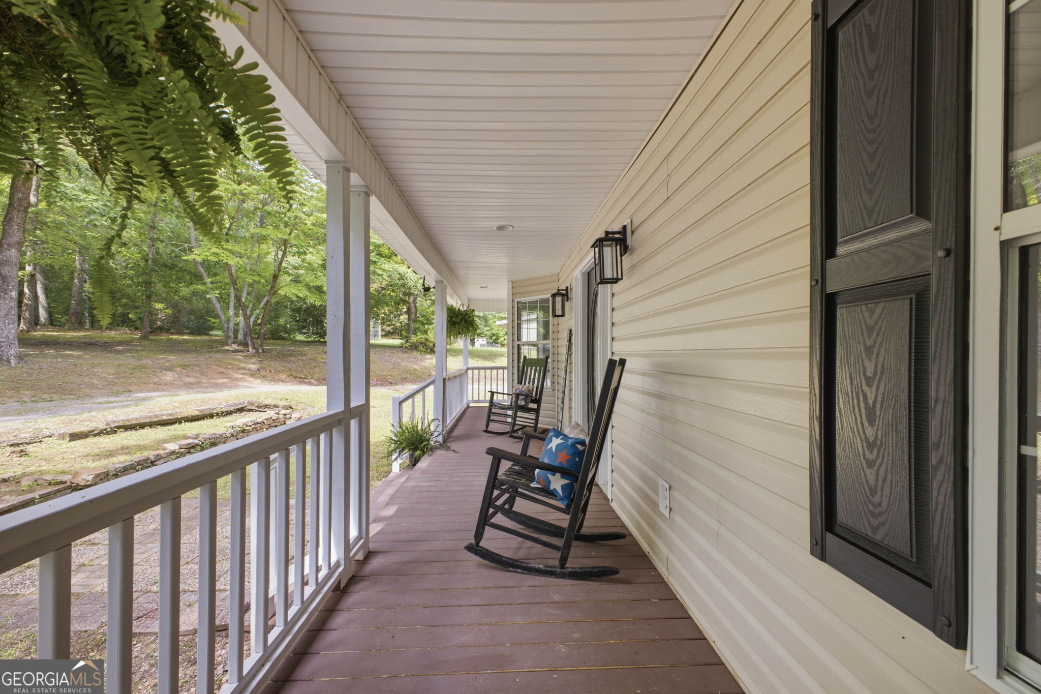 596 Riverhaven Lane Property Photo 4