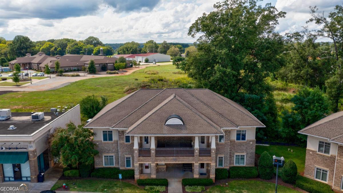 112 Harmony Crossing Suite 3 Property Photo 2