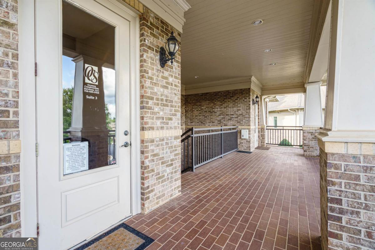112 Harmony Crossing Suite 3 Property Photo 5