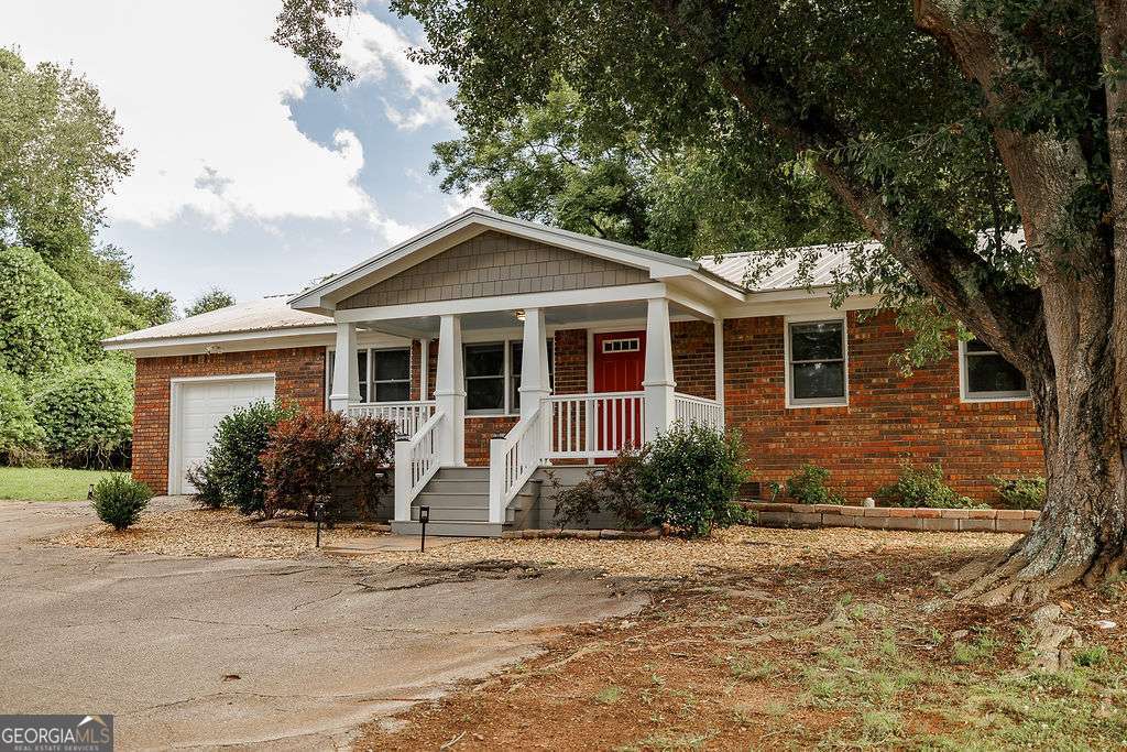 391 Gober Road Property Photo 2