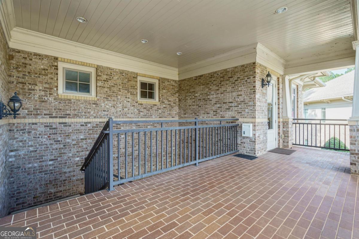 112 Harmony Crossing Suite 4 Property Photo 5