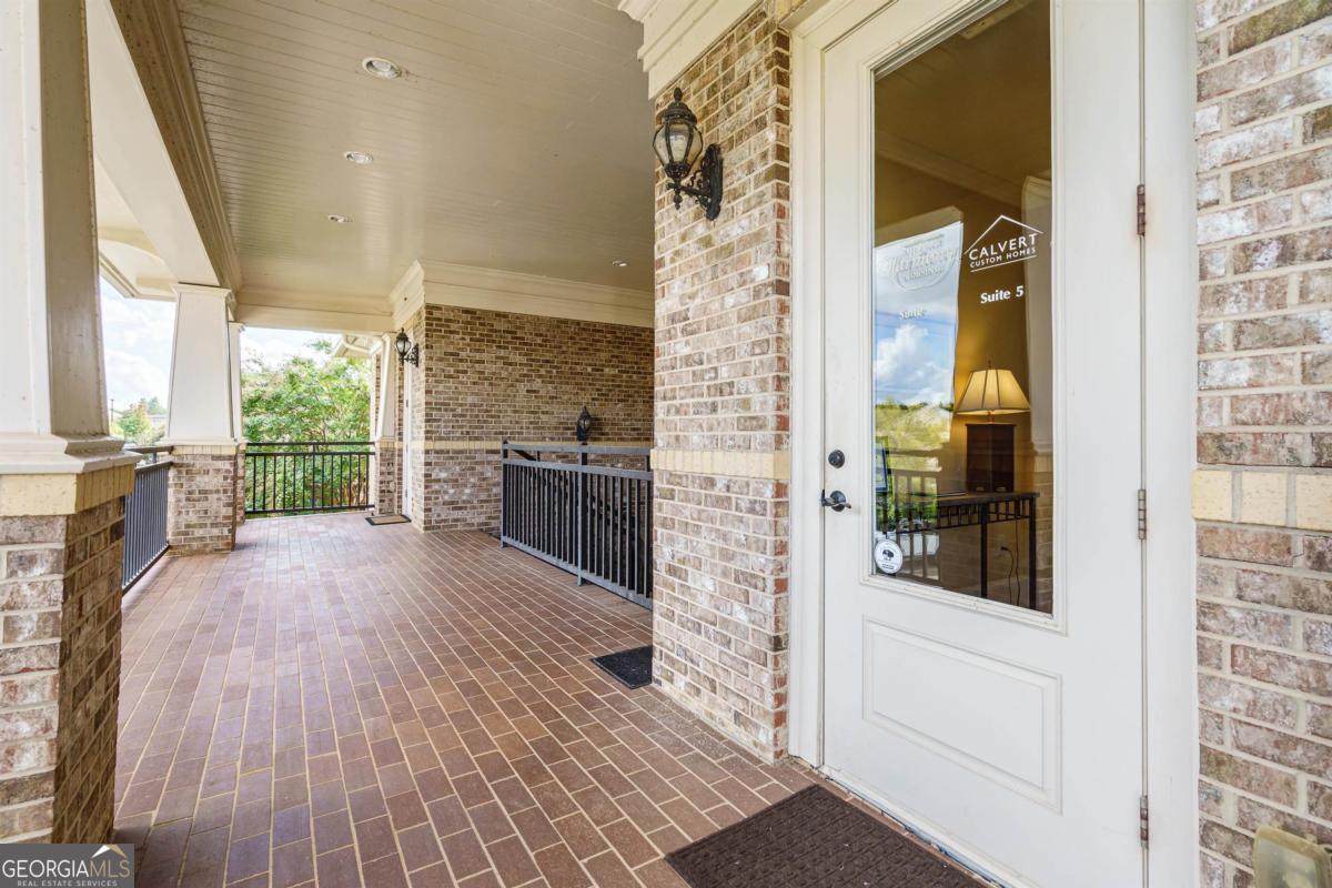 112 Harmony Crossing Suite 4 Property Photo 6
