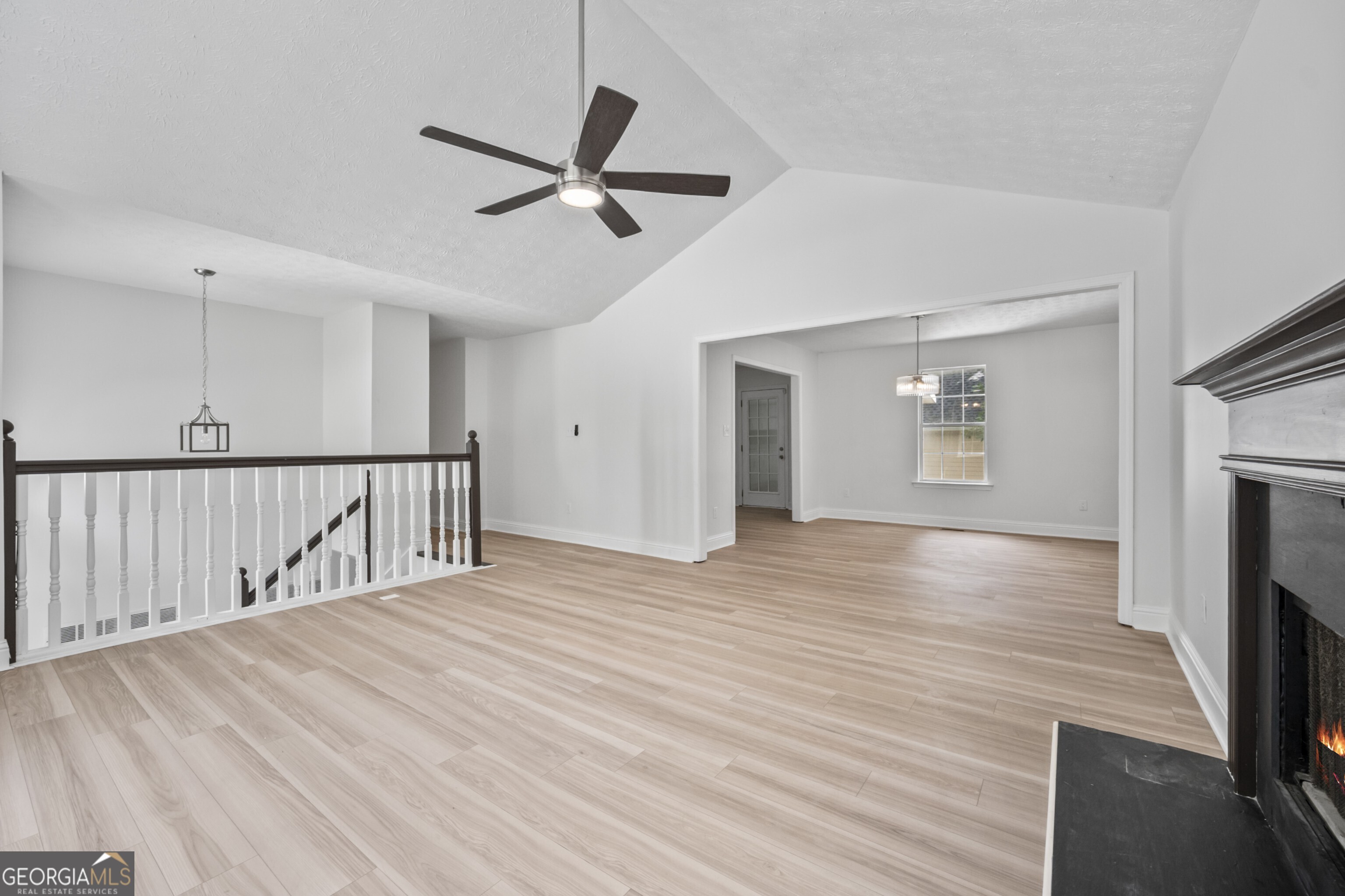 187 Fair Havens Drive Property Photo 4