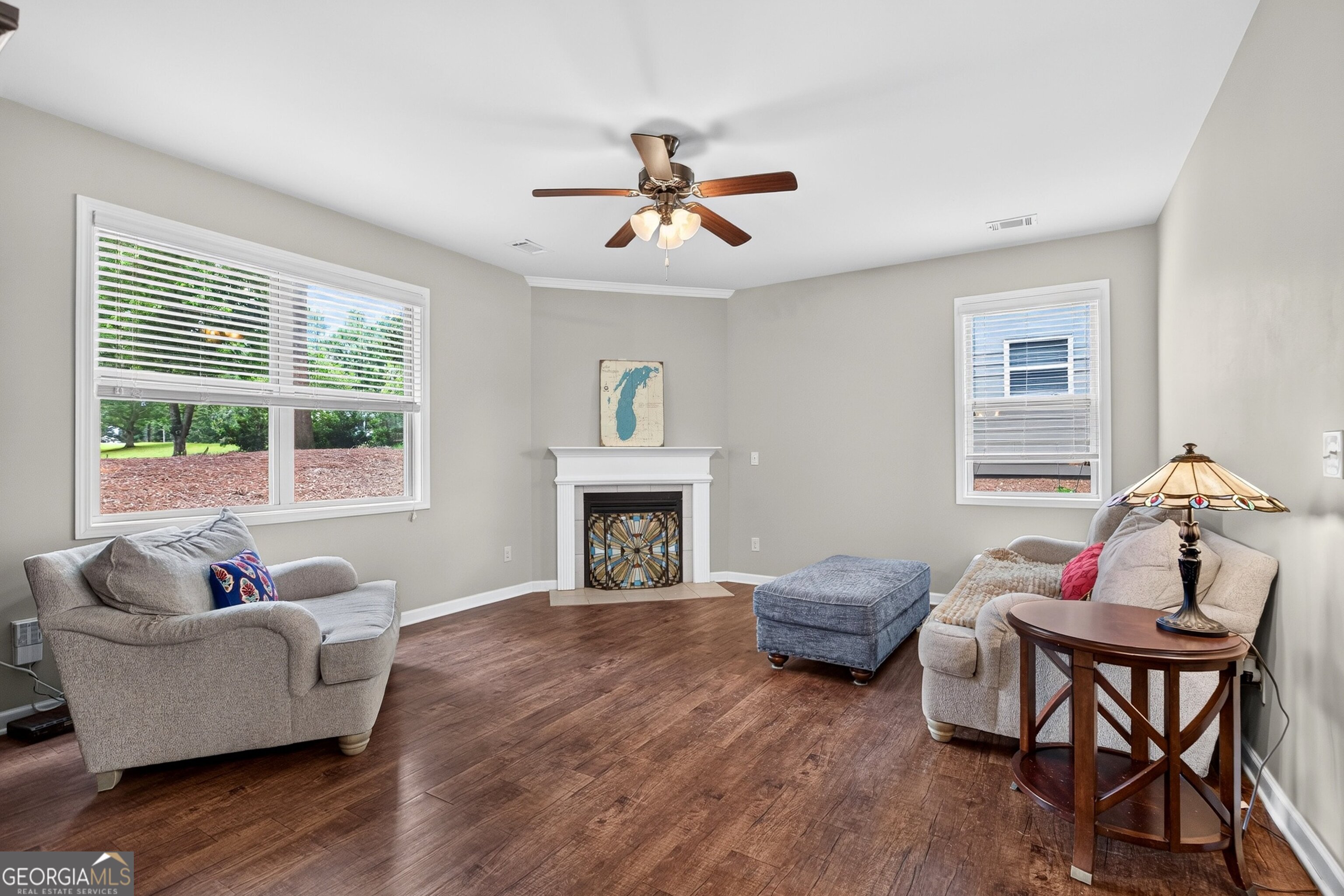 12 Ontario Court Property Photo 6