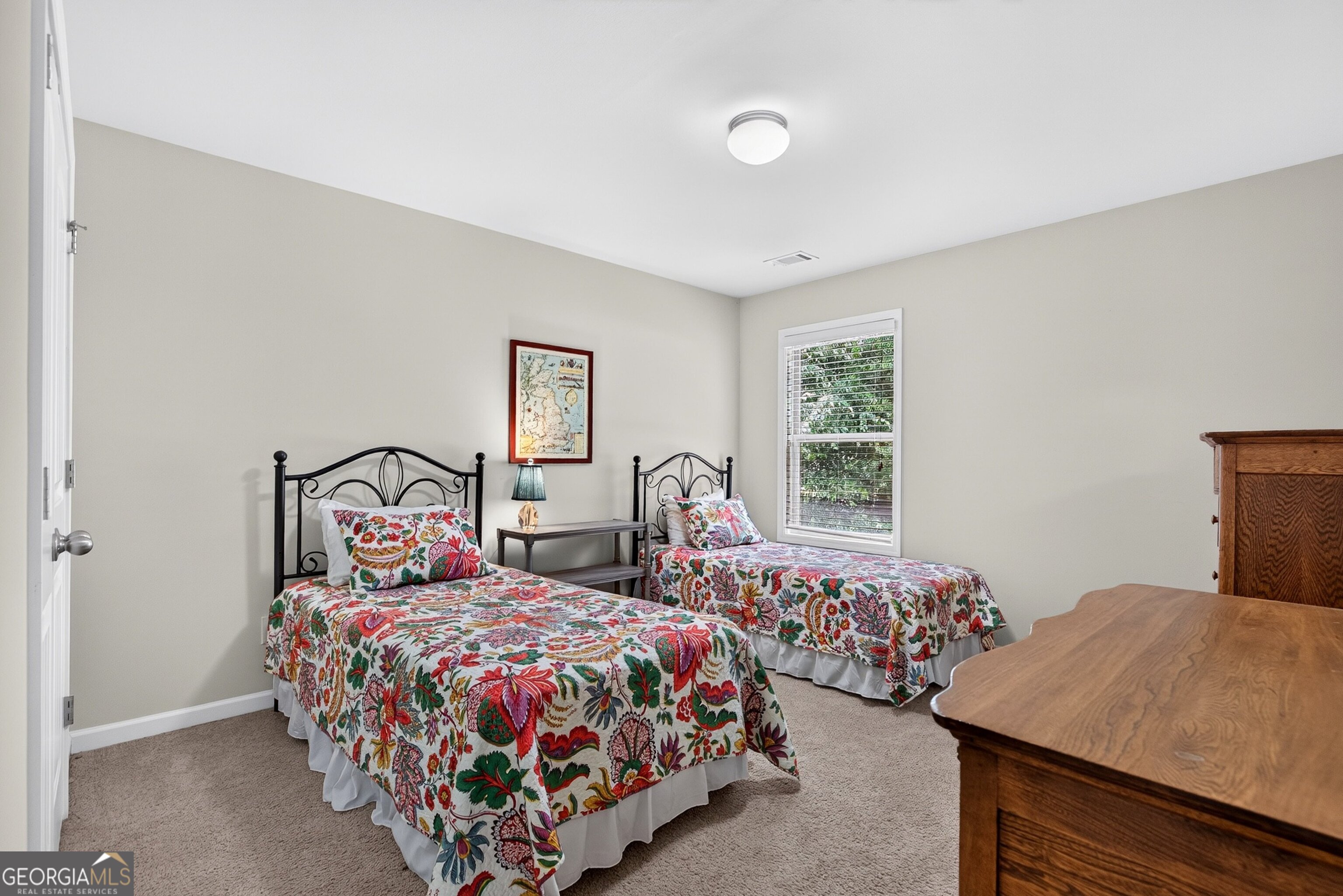 12 Ontario Court Property Photo 21