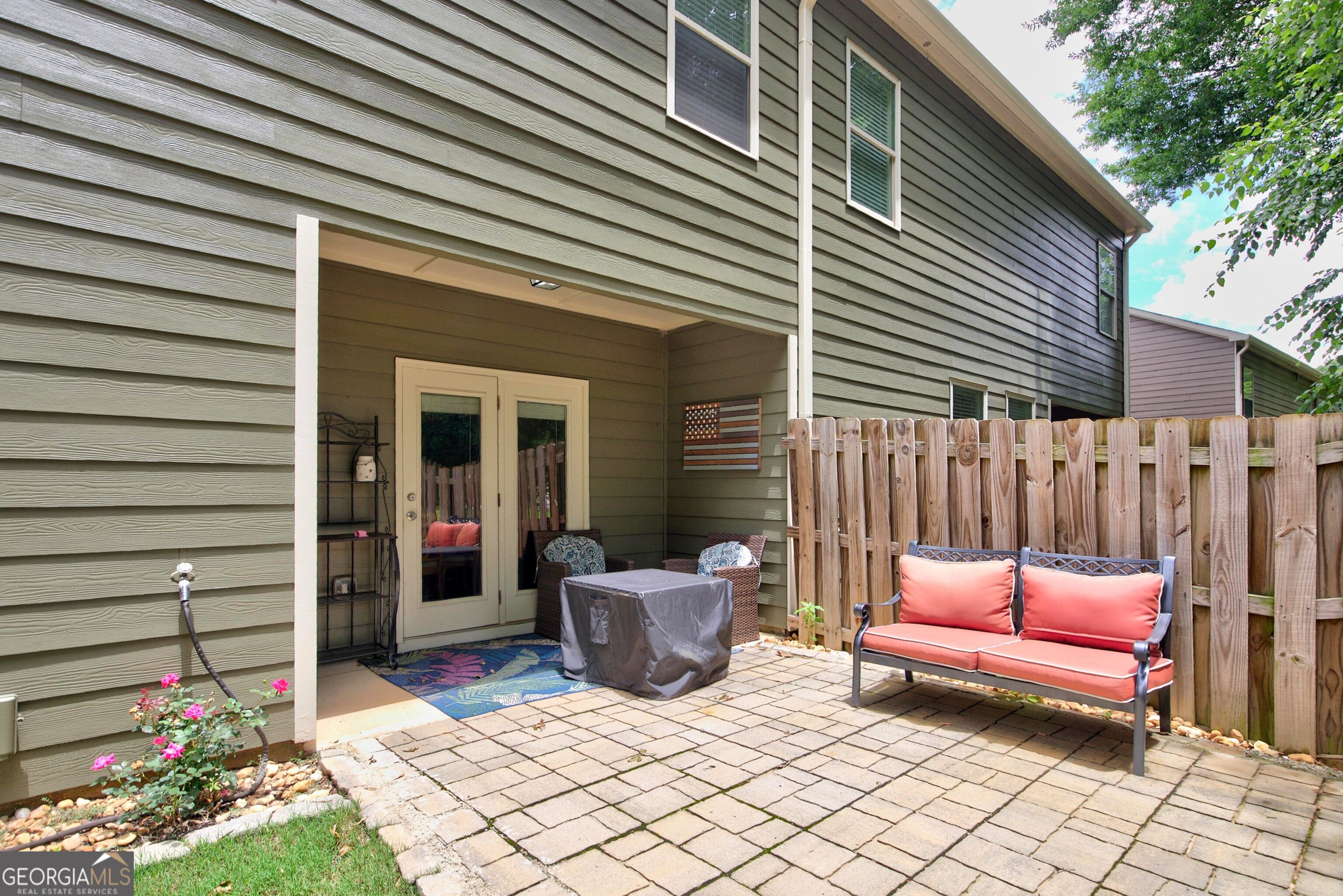 12 Ontario Court Property Photo 32