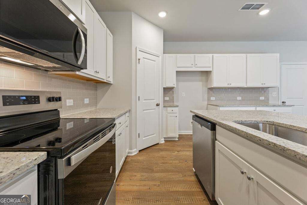 8047 Joyce Way Property Photo 13