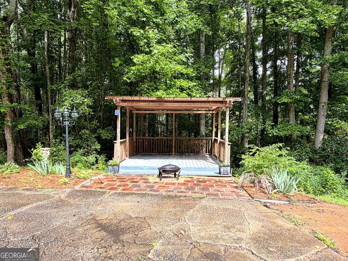 300 Robinson Drive Property Photo 23