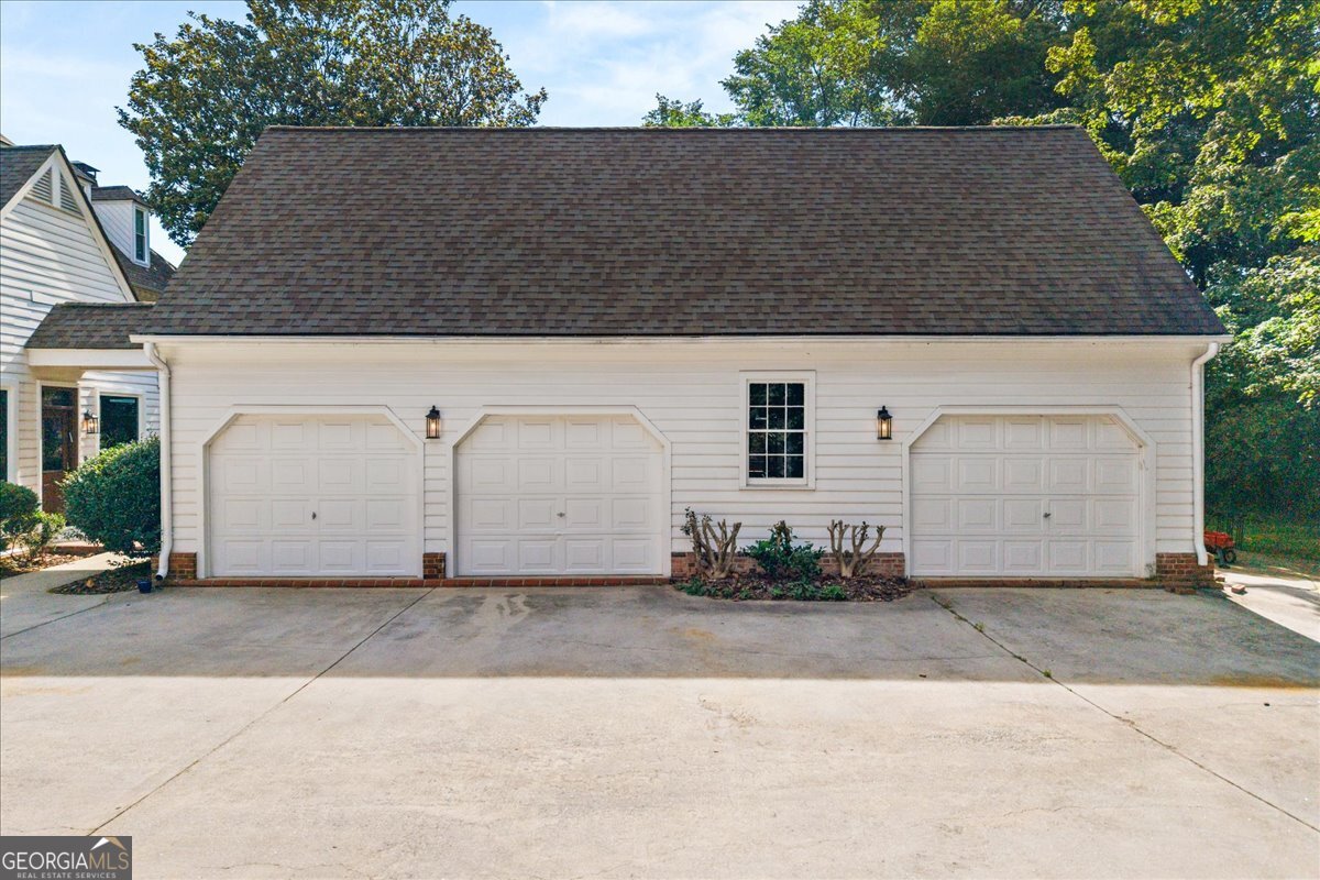 2073 Westover Plantation Property Photo 29