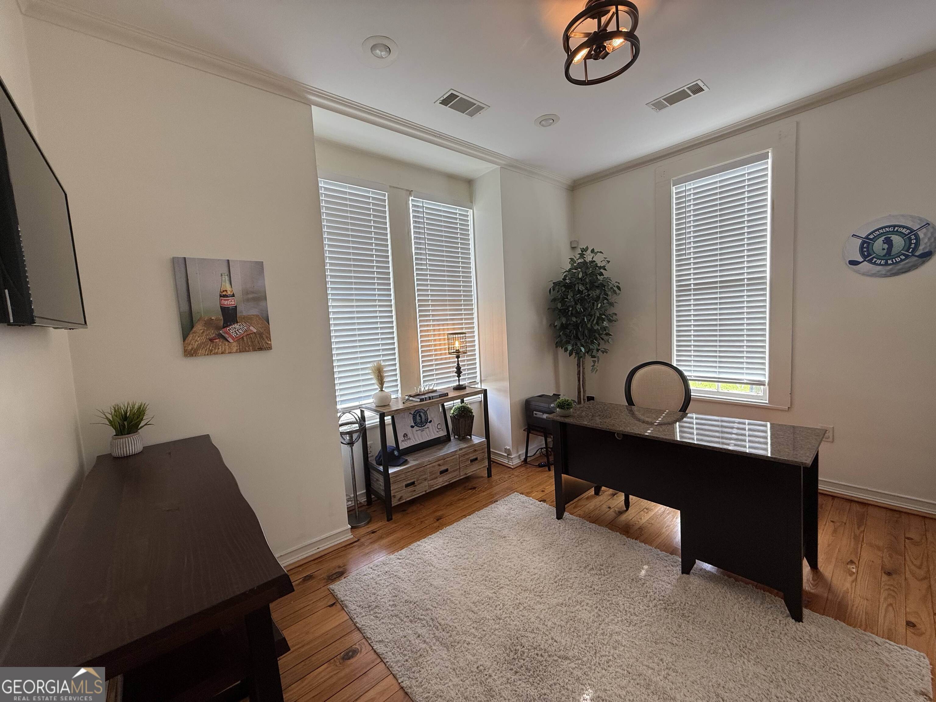 173 E Howell Street Property Photo 18